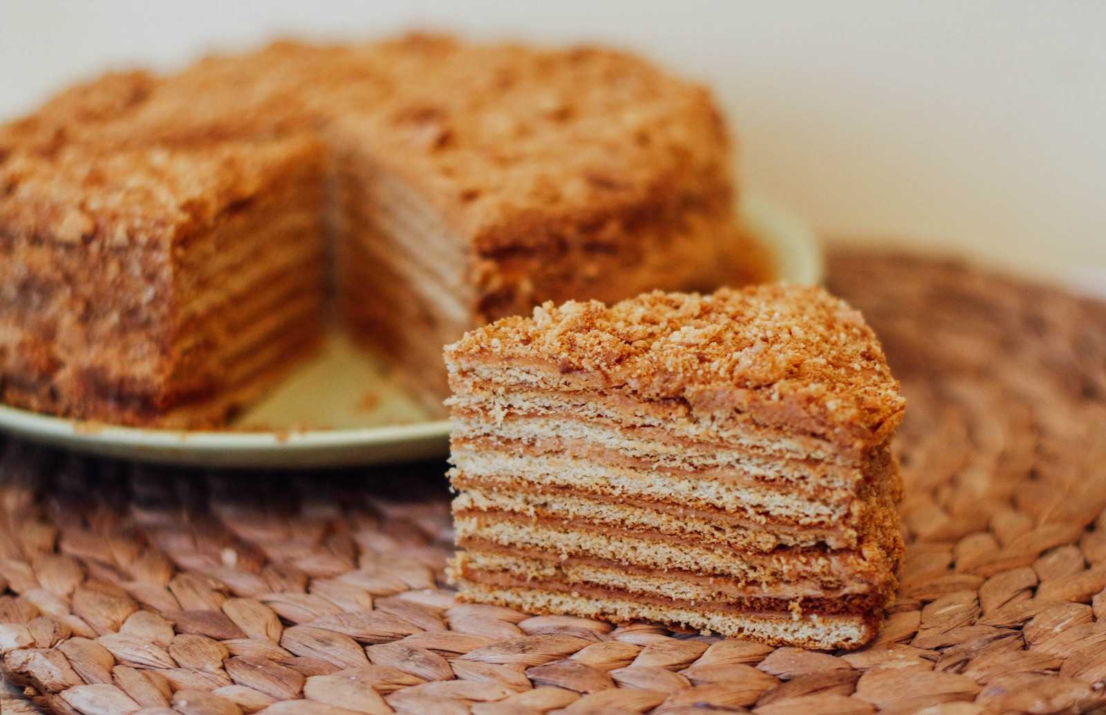 10 самых простых рецептов очень вкусного торта «медовик»