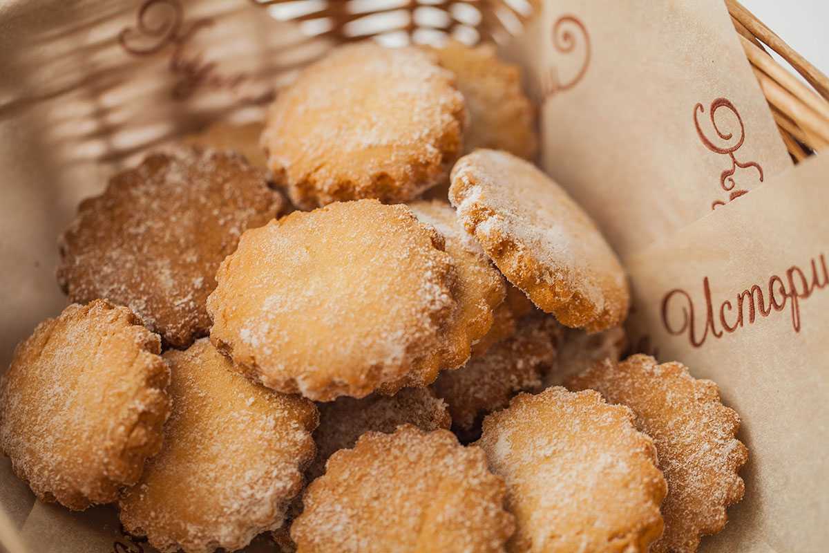 Как приготовить песочное печенье в домашних условиях быстро и легко в духовке пошагово фото рецепт