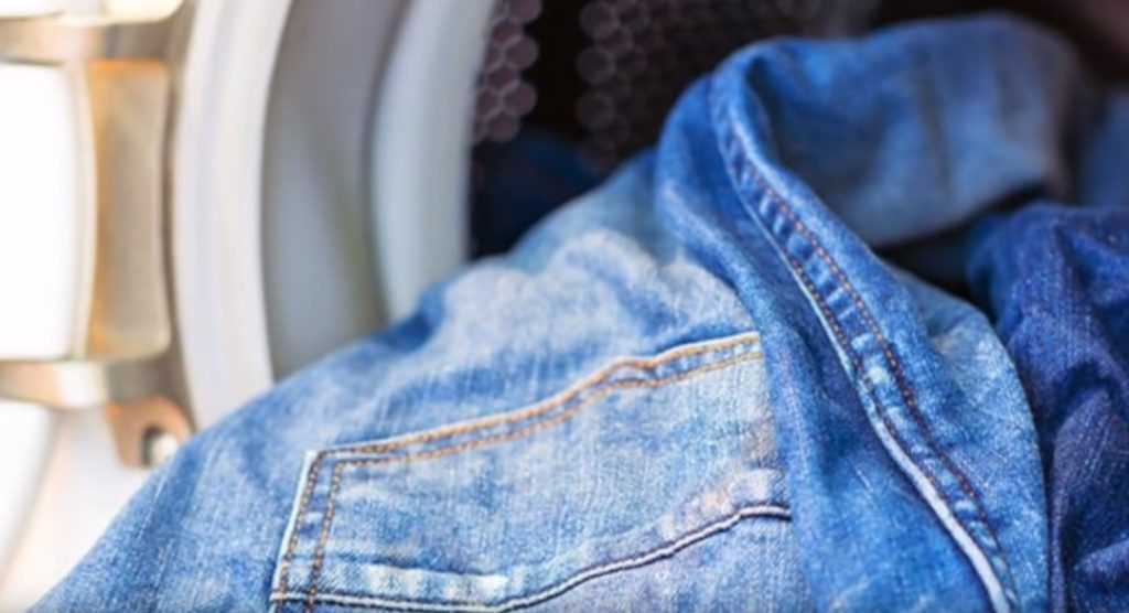 Как стирать джинсы в стиральной машине автомат и вручную: правила