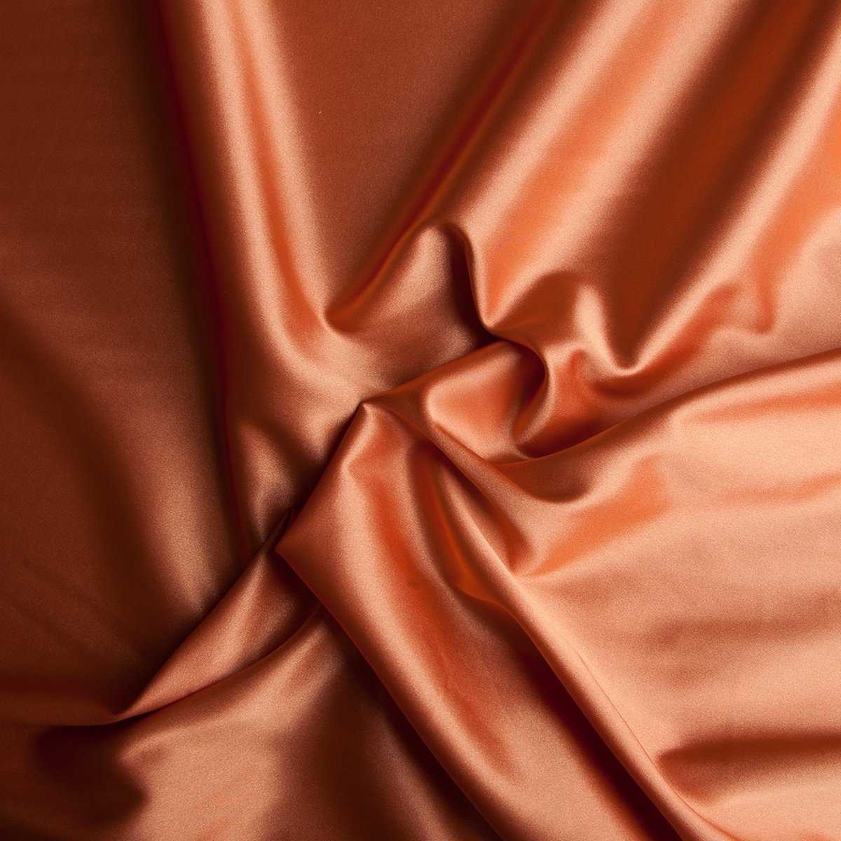 Сиреневый цвет в одежде - сочетание, 250 фото