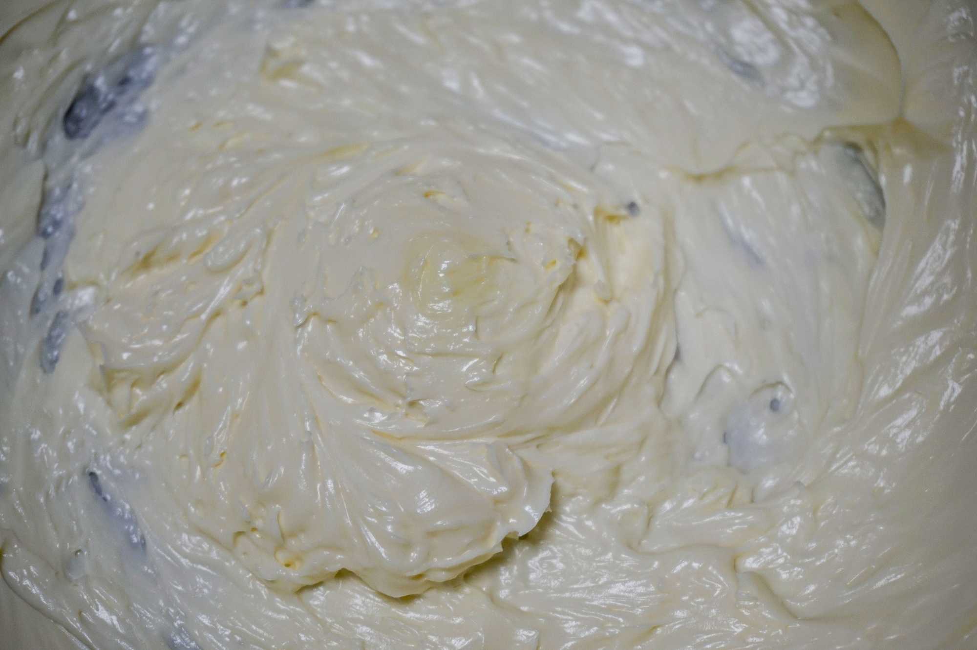 Лёгкий крем для торта в домашних условиях: рецепты и секреты приготовления