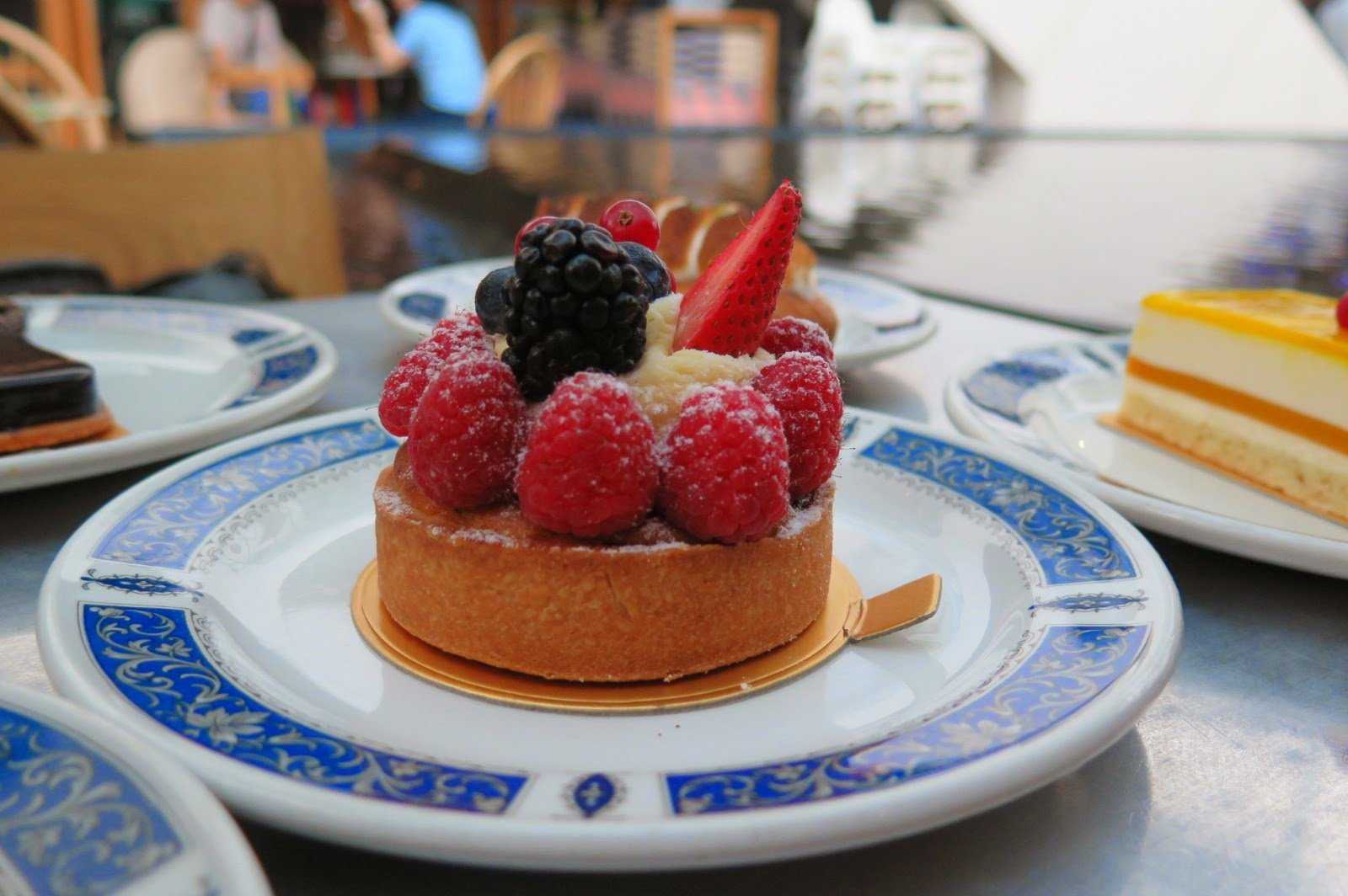 Знаменитые французские десерты: где попробовать в париже | paris10.ru: все про париж!