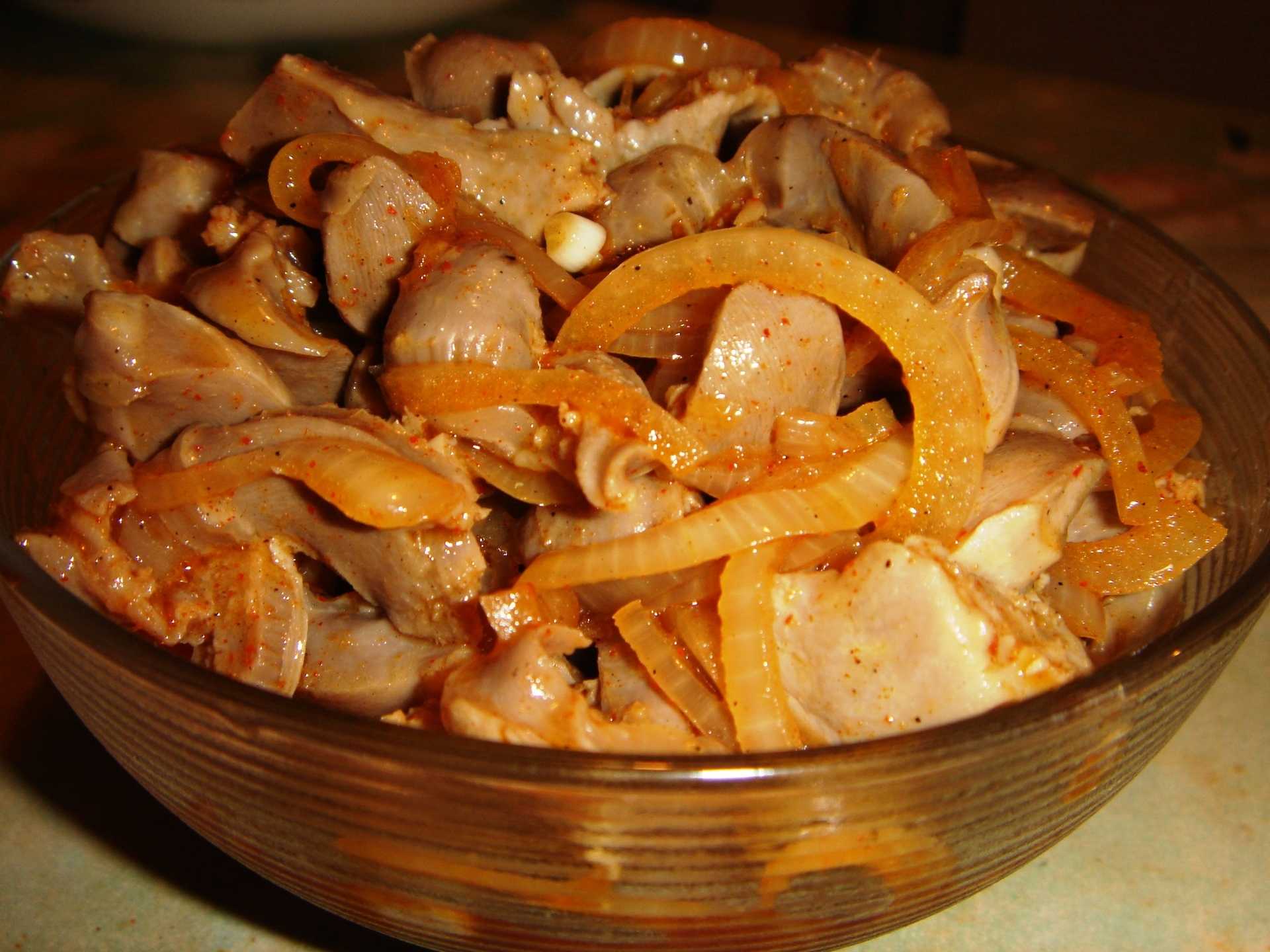 Куриные желудки — рецепты приготовления в сковороде