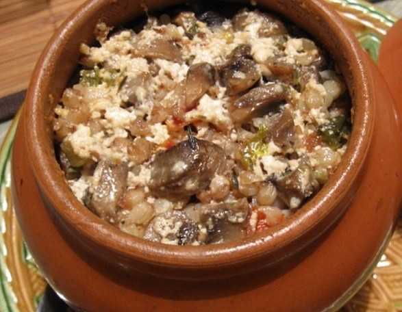 Гречневая каша с грибами и луком - классический рецепт с фото