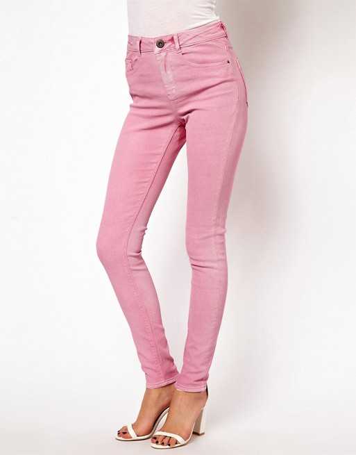 Розовые брюки (56 фото): шелковые, вельветовые, для полных, укороченные