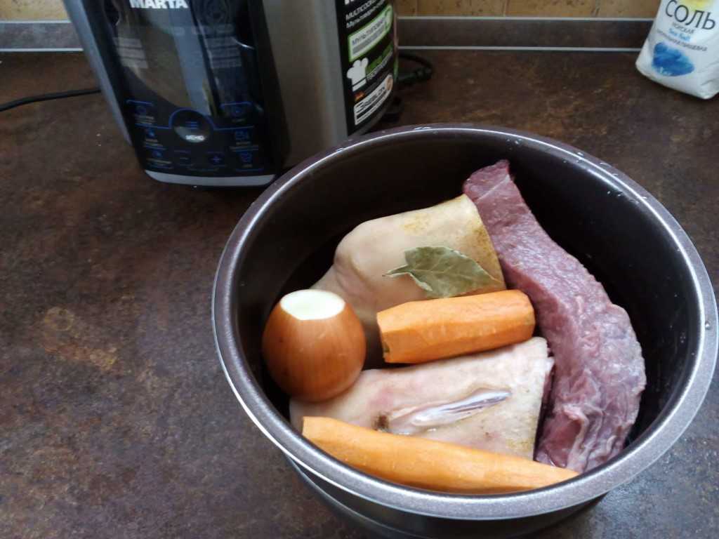 Как варить холодец из свиных ножек? 7 рецептов в домашних условиях без желатина