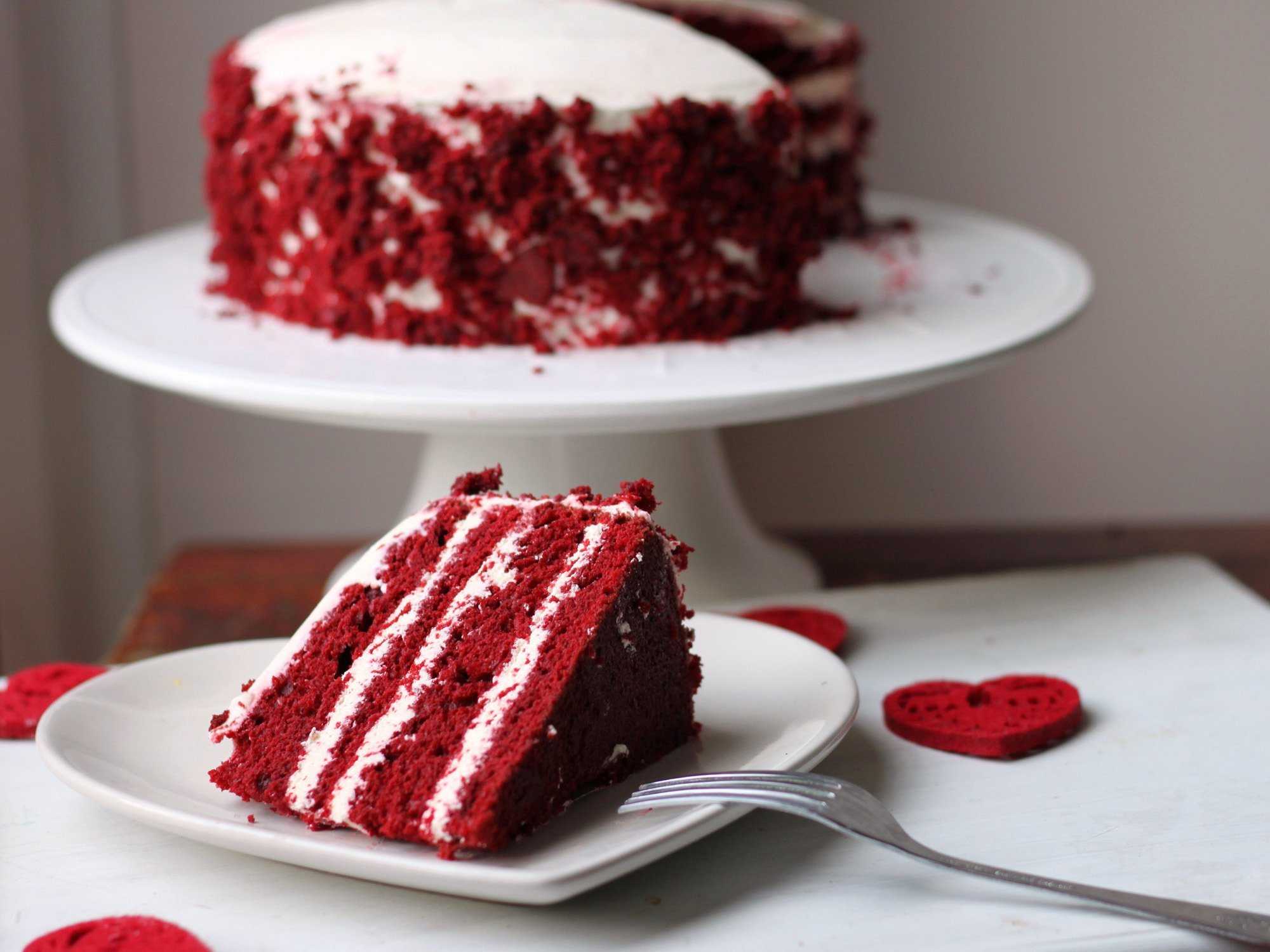 Пошаговый рецепт нежного торта красный бархат с фото