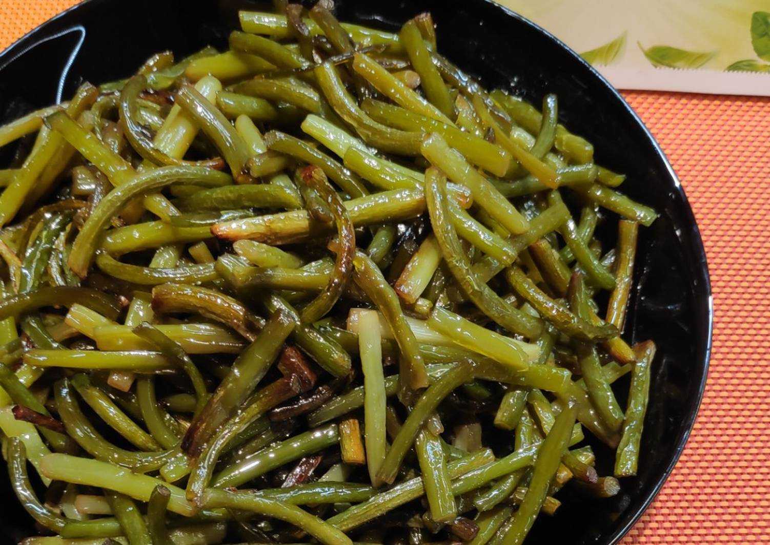 Как приготовить стрелки чеснока быстро и вкусно: 12 рецептов