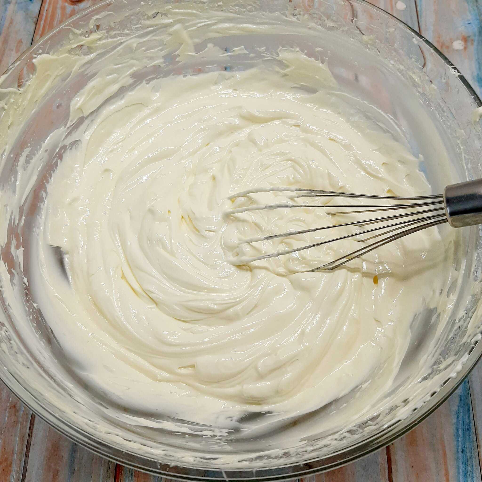 Как приготовить крем для украшения торта (с фото и видео)