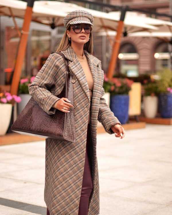 Женское пальто 2021-2022 года модные тенденции 101 фото