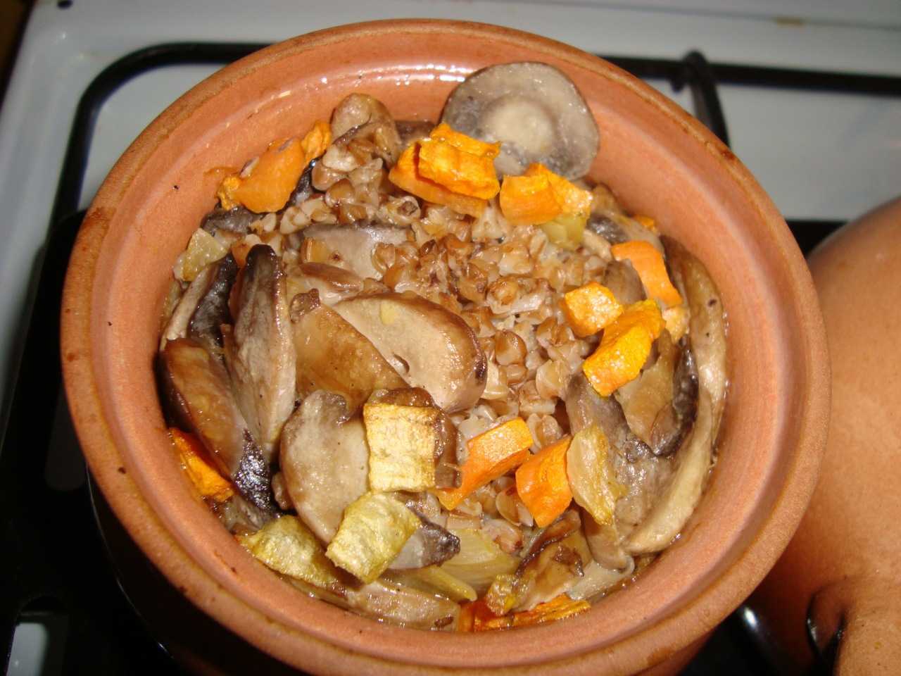Постная гречка с грибами, луком и морковью - пошаговый рецепт с фото фоторецепт.ru