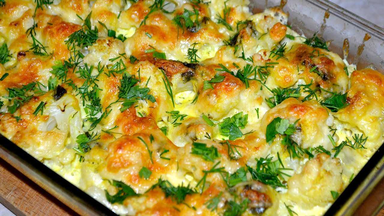 Цветная капуста в духовке с сыром: 8 пошаговых рецептов